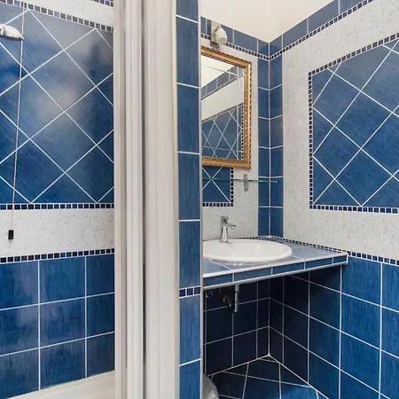 Ai 7 Scalini 4* Roma